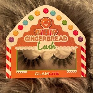 NIB Glamlite Gingerbread eyelashes